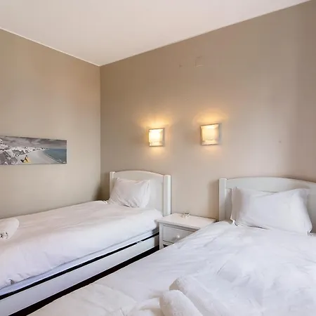 Apfel Villa Vale do Lobo